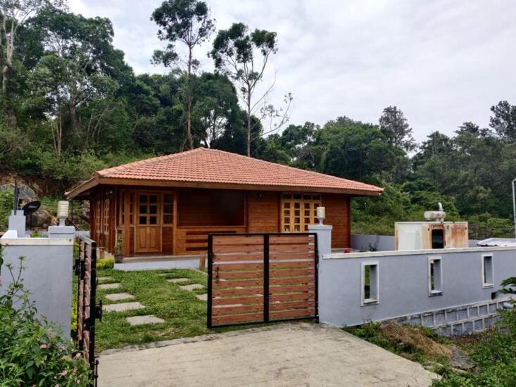 The Wood House, Yercaud Villa Exterior photo